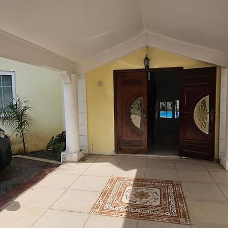Ground Floor Apartment Near פרייבר מראה חיצוני תמונה